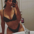 cristinutza18 Profile Picture